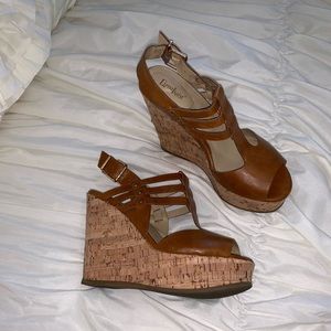 Brown, cork wedge